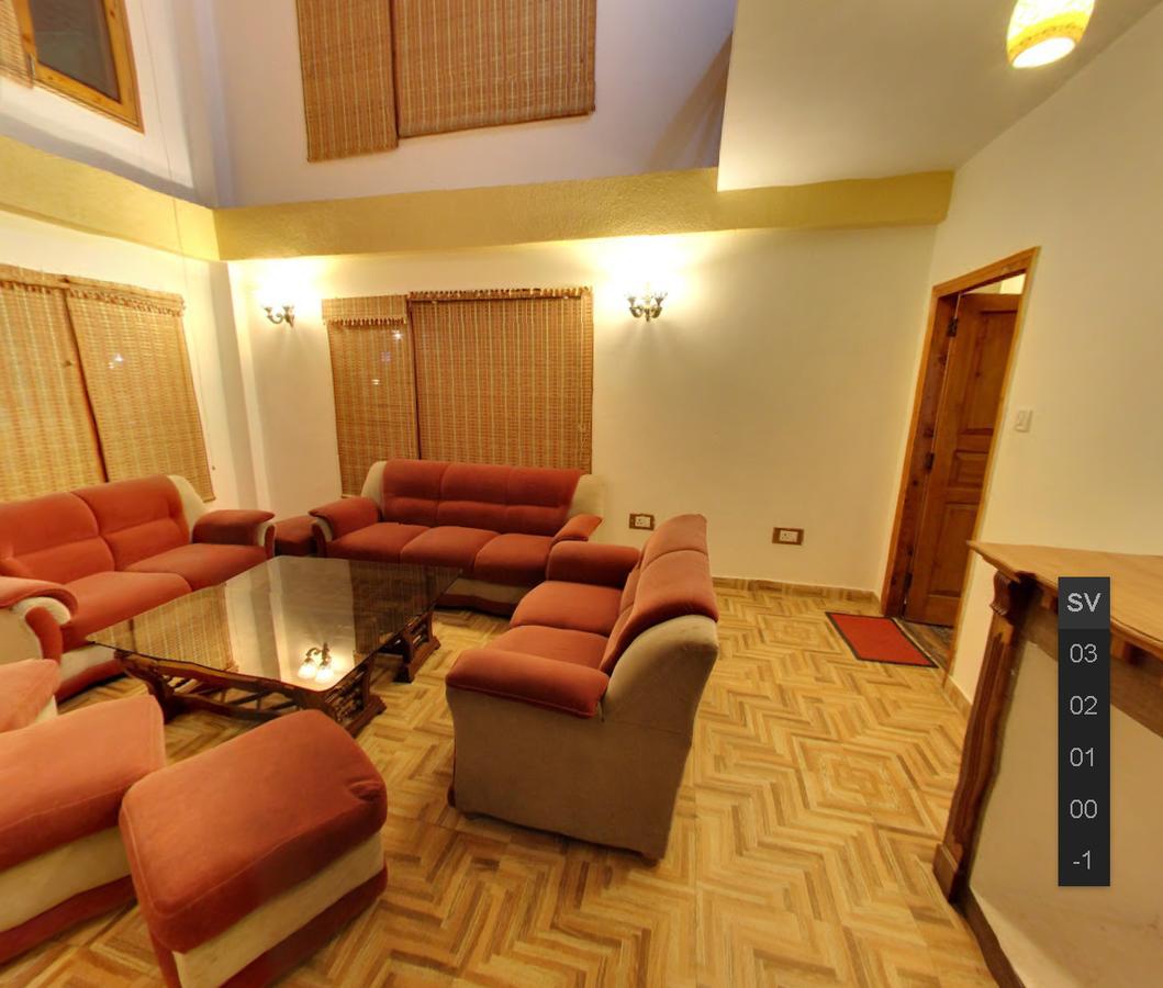 Himalayan Nomad Cottage, Manali ! All 2 Bedroom Independent Cottages ! Personal Lawn Every Cottage ! Parking ! Scenic Mountains View ! Spacious Rooms ! Kültér fotó