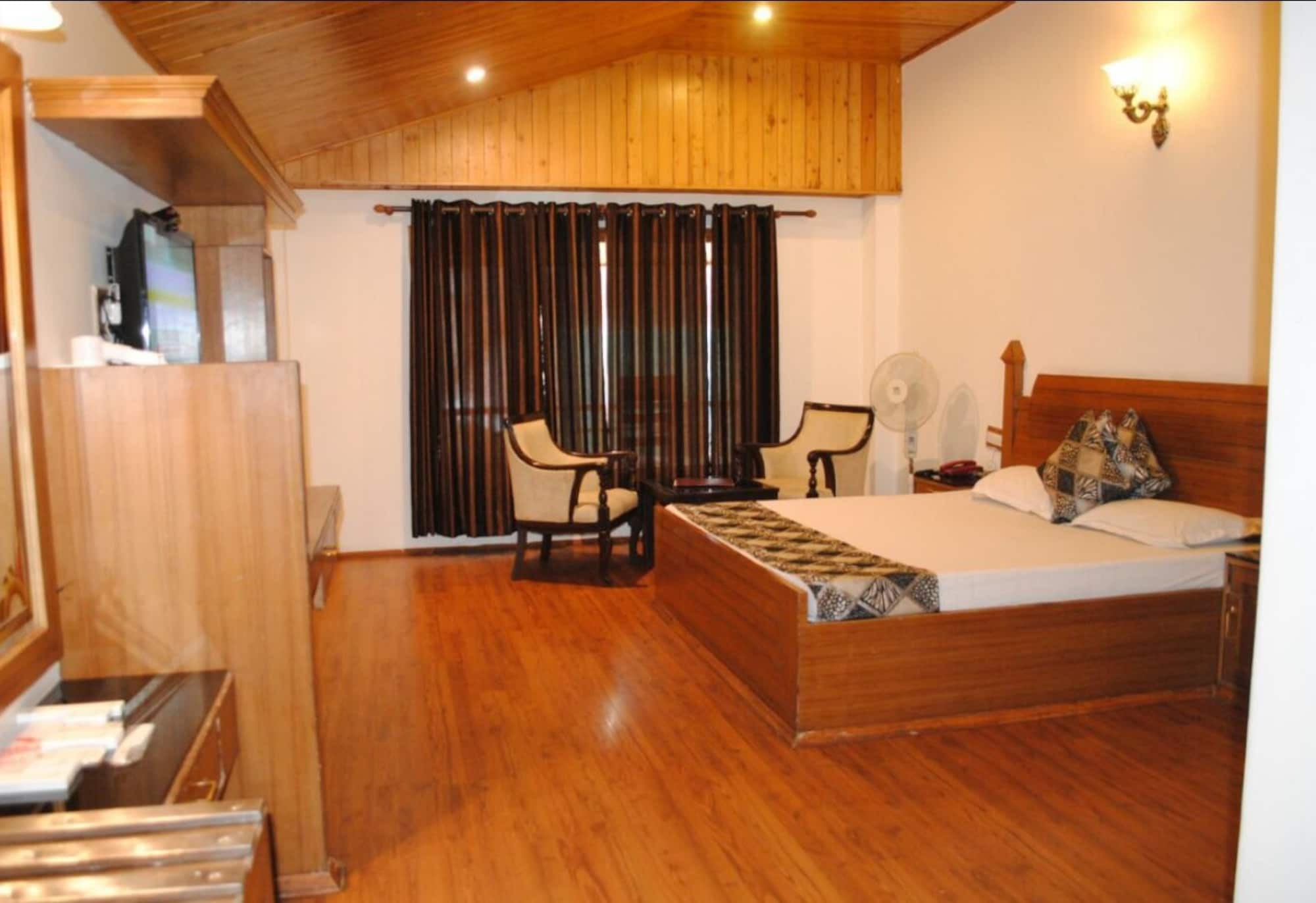 Himalayan Nomad Cottage, Manali ! All 2 Bedroom Independent Cottages ! Personal Lawn Every Cottage ! Parking ! Scenic Mountains View ! Spacious Rooms ! Kültér fotó